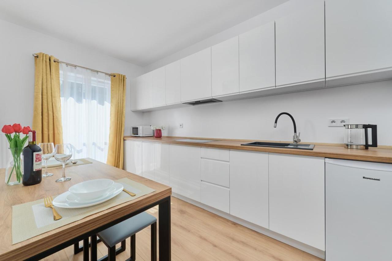 Modern Elegance Apartments Wroclaw With Ac By Noclegi Renters Екстериор снимка