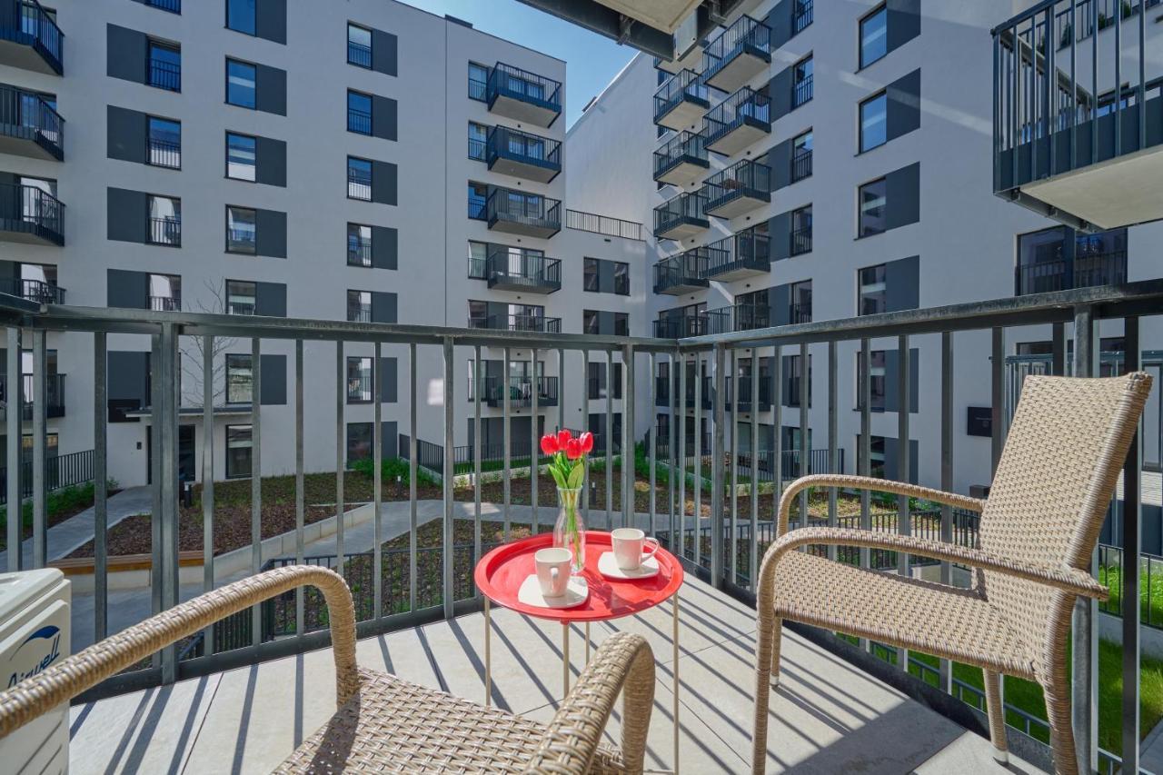 Modern Elegance Apartments Wroclaw With Ac By Noclegi Renters Екстериор снимка